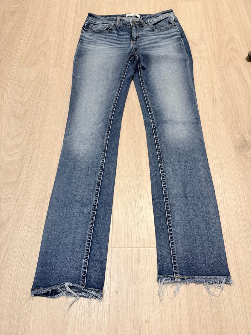 BKE Women's Blue Washed Straight-Leg Jeans